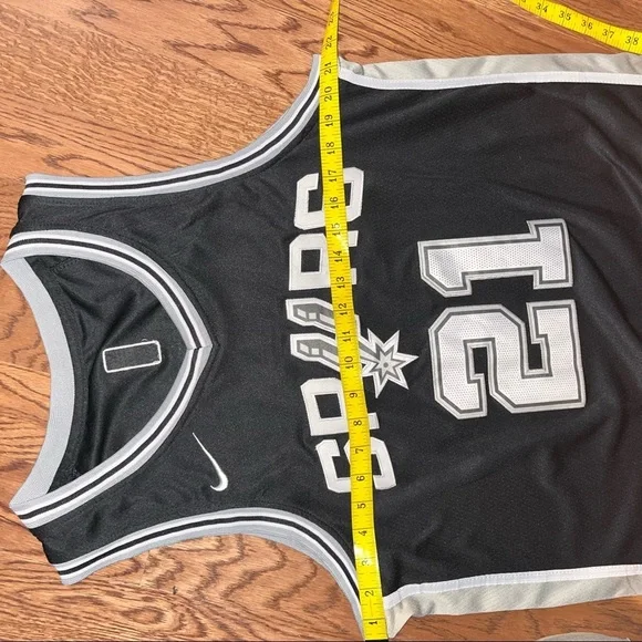 Nike NBA Authentics Tim Duncan Spurs Jersey - Picture 10 of 12